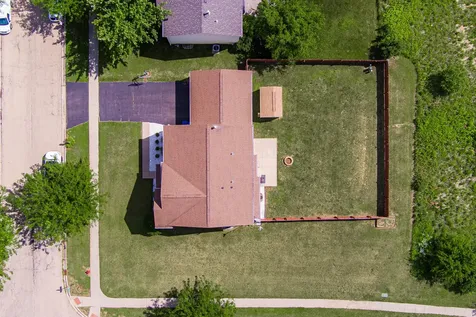 263 Settler Road Dekalb IL 60115