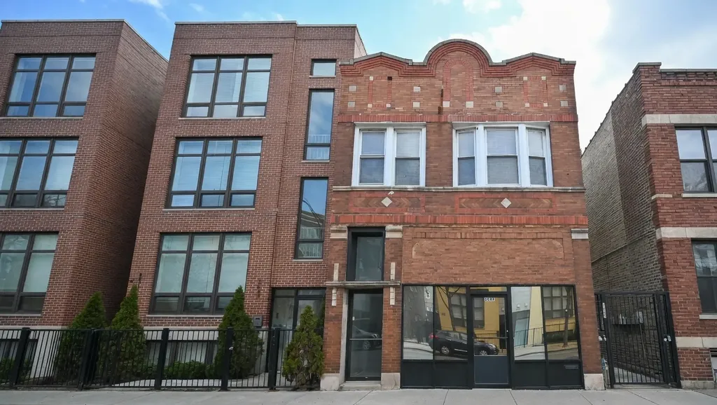 3649 West Montrose Avenue Chicago IL 60618