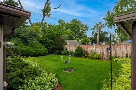 1012 Marshall Drive Des Plaines IL 60016