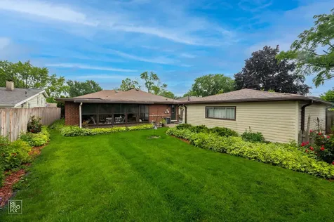 1012 Marshall Drive Des Plaines IL 60016