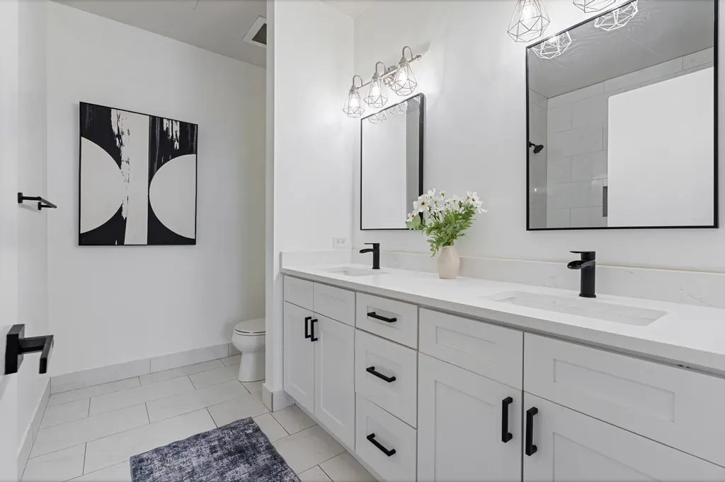 720 North Larrabee Street Chicago IL 60654