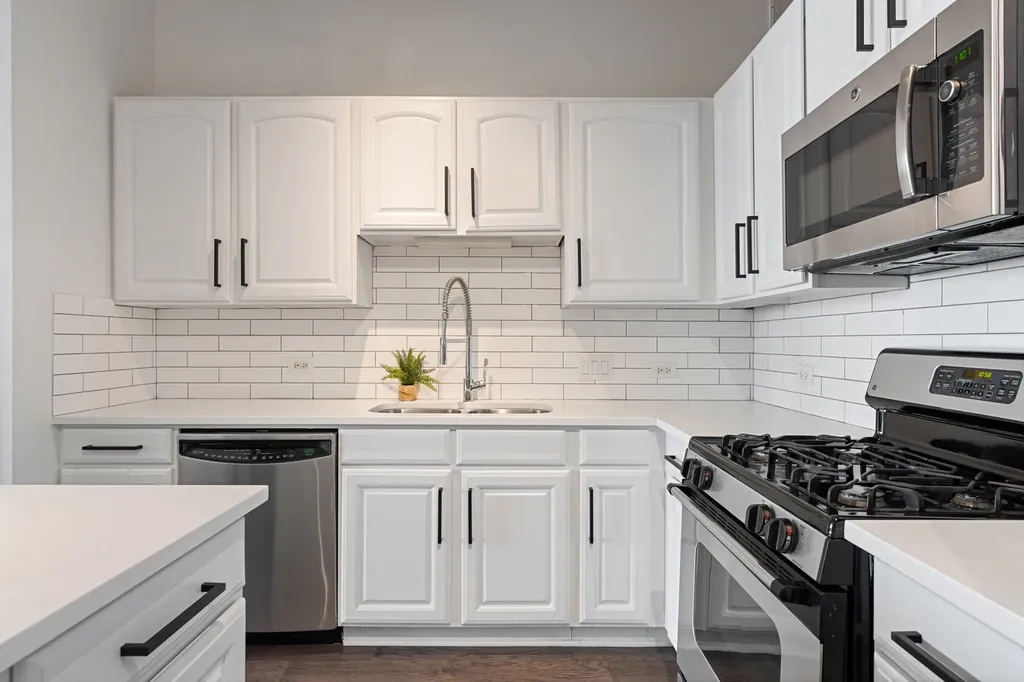 720 North Larrabee Street Chicago IL 60654