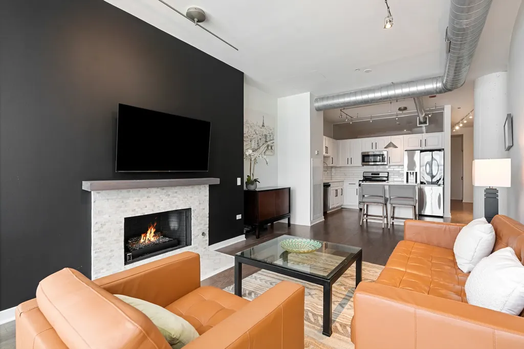 720 North Larrabee Street Chicago IL 60654