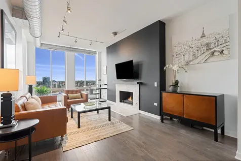 720 North Larrabee Street Chicago IL 60654