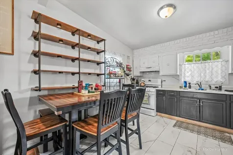 1106 Wallace Court Chicago Heights IL 60411
