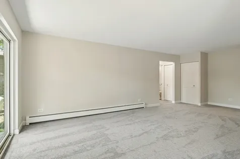 2642 North Windsor Drive Arlington Heights IL 60004