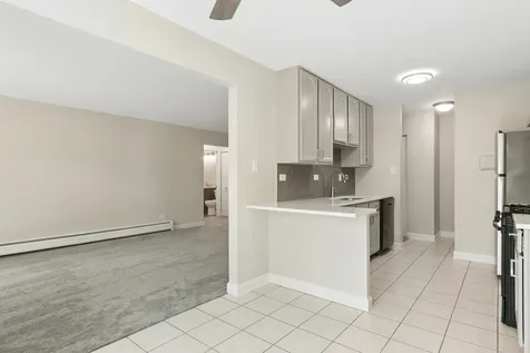 2642 North Windsor Drive Arlington Heights IL 60004