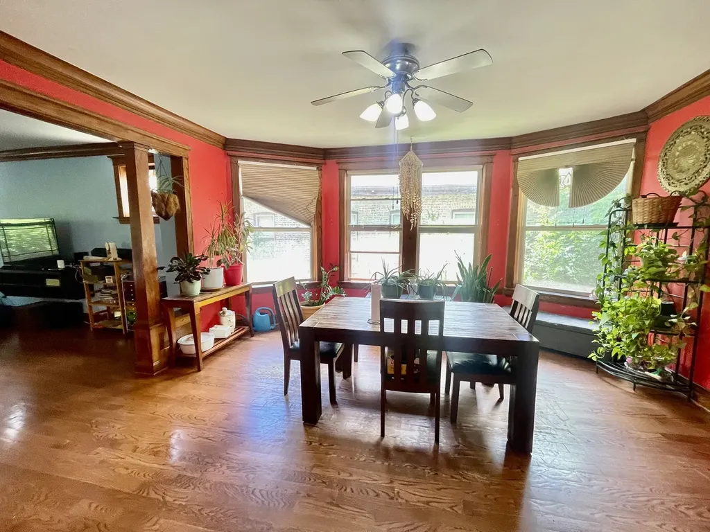7916 South Constance Avenue Chicago IL 60617