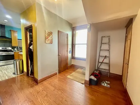 7916 South Constance Avenue Chicago IL 60617