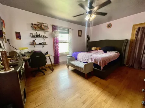 7916 South Constance Avenue Chicago IL 60617