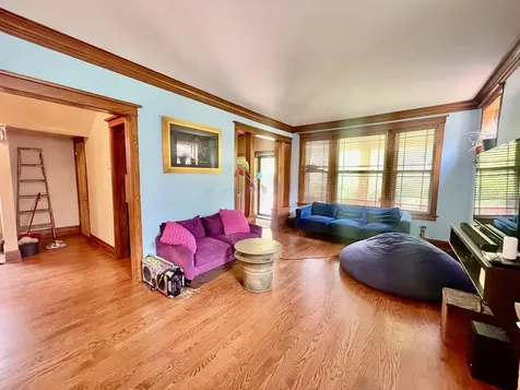 7916 South Constance Avenue Chicago IL 60617