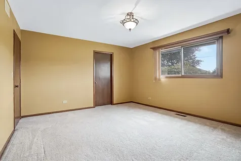 14843 Anne Court Oak Forest IL 60452