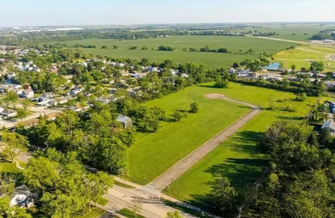 100-118 Jay Street Elwood IL 60421