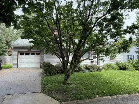 32 University Court Normal IL 61761