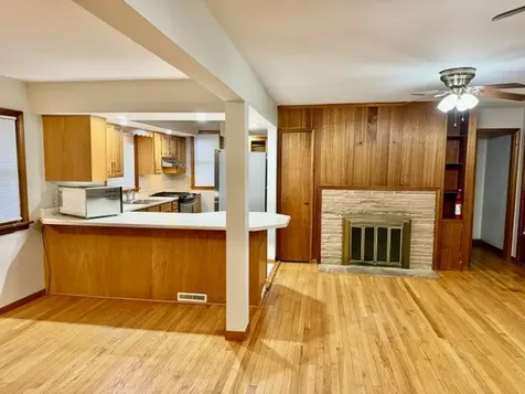 32 University Court Normal IL 61761