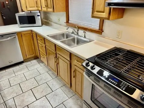 32 University Court Normal IL 61761
