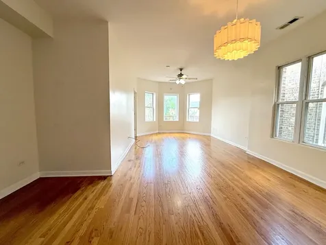 842 North Avers Avenue Chicago IL 60651