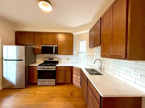 842 North Avers Avenue Chicago IL 60651