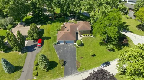 22 Plum Court Sleepy Hollow IL 60118