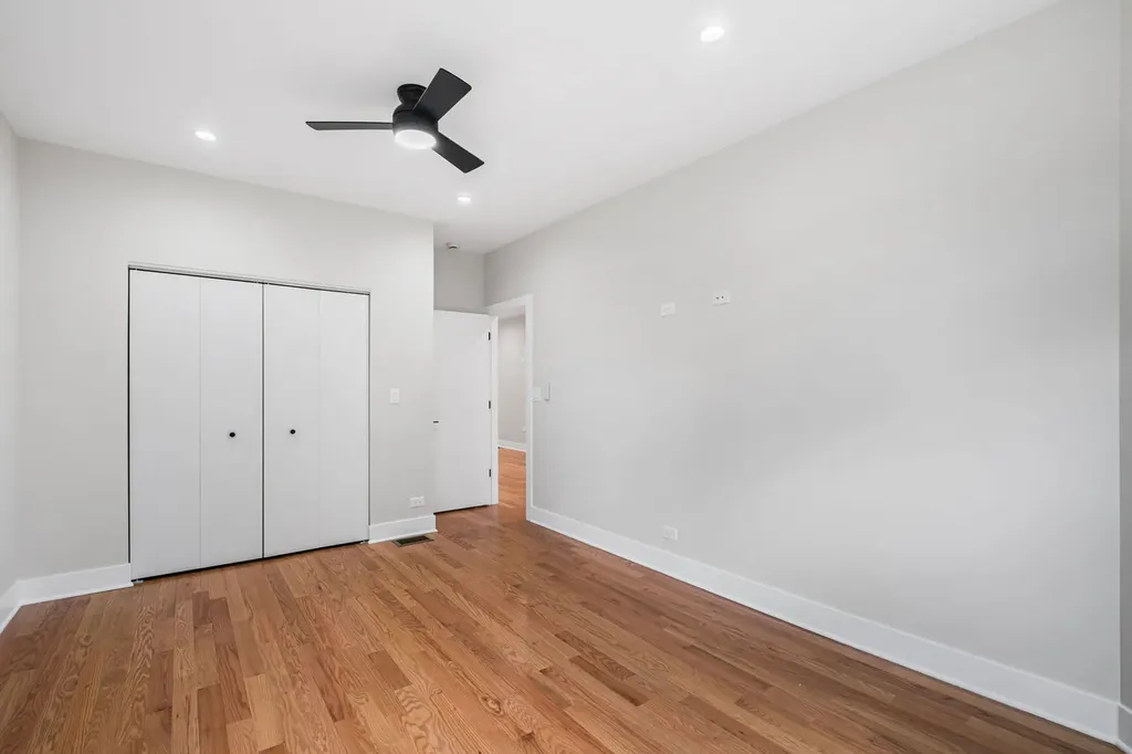2204 North Kildare Avenue Chicago IL 60639