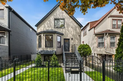 2204 North Kildare Avenue Chicago IL 60639