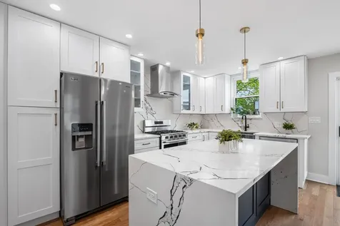 2204 North Kildare Avenue Chicago IL 60639