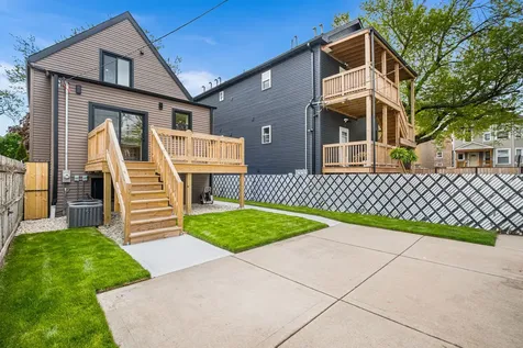 2204 North Kildare Avenue Chicago IL 60639