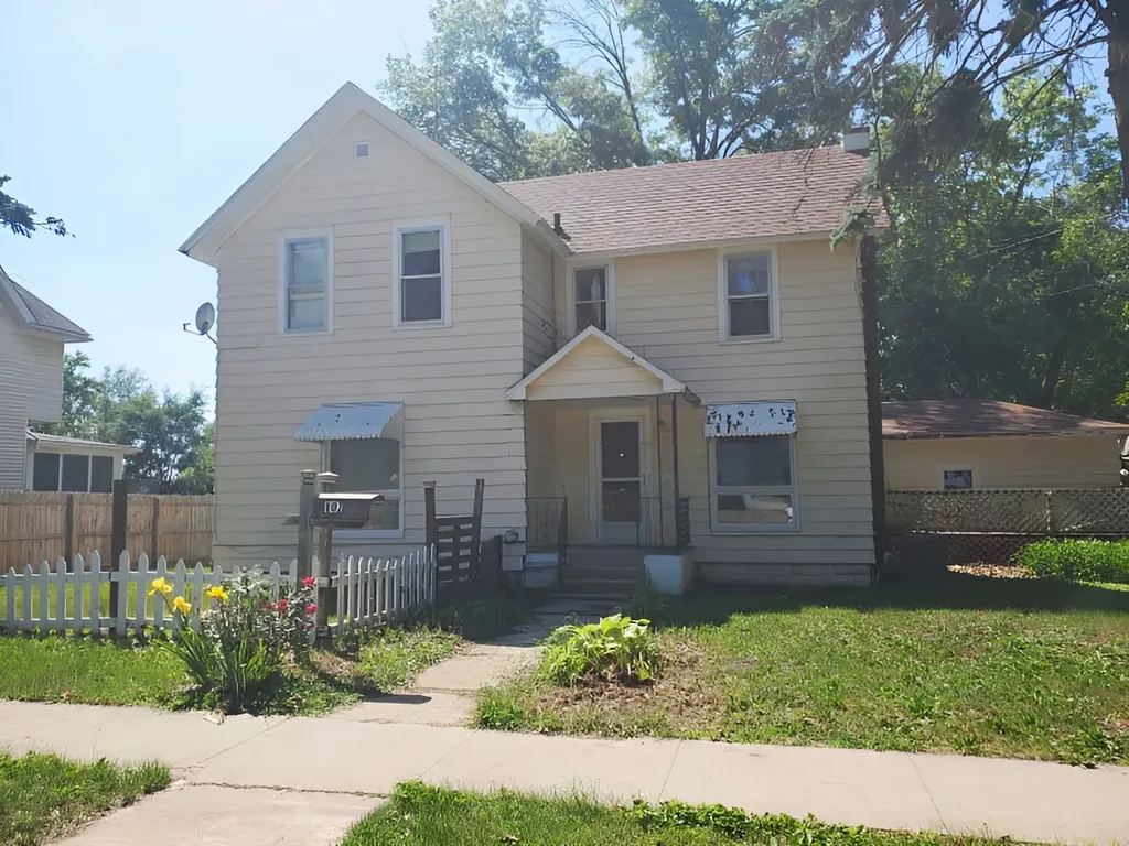 802 Locust Street Prophetstown IL 61277