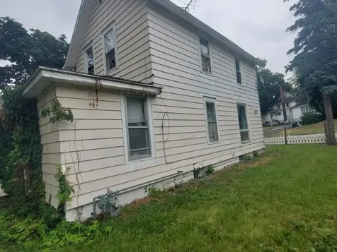 802 Locust Street Prophetstown IL 61277