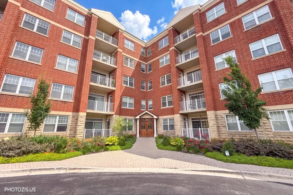 1 Itasca Place Itasca IL 60143