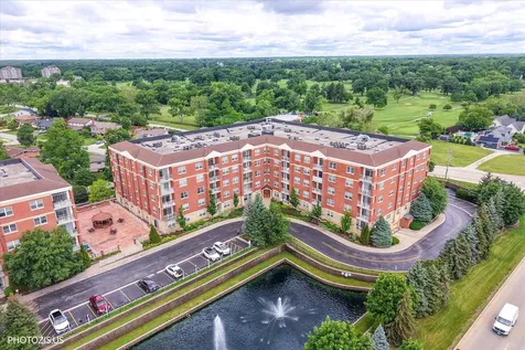 1 Itasca Place Itasca IL 60143