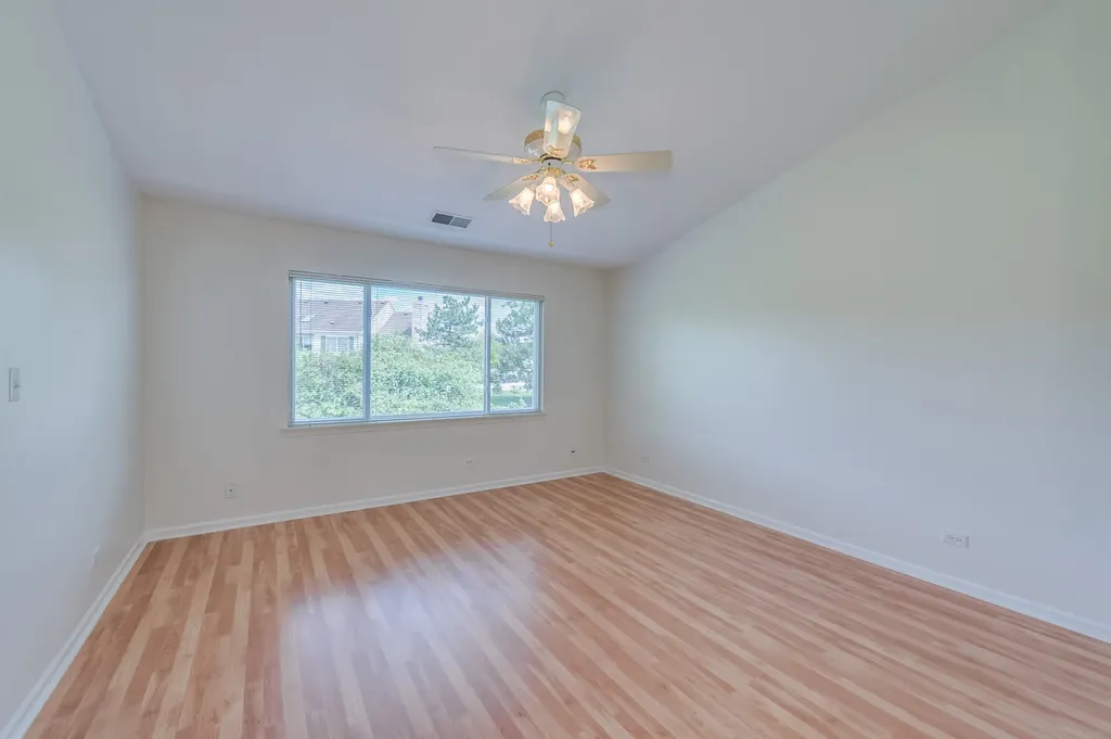 249 Sierra Pass Drive Schaumburg IL 60194