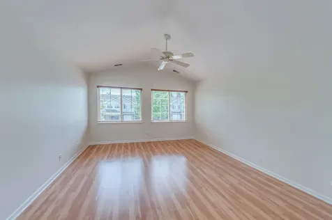 249 Sierra Pass Drive Schaumburg IL 60194
