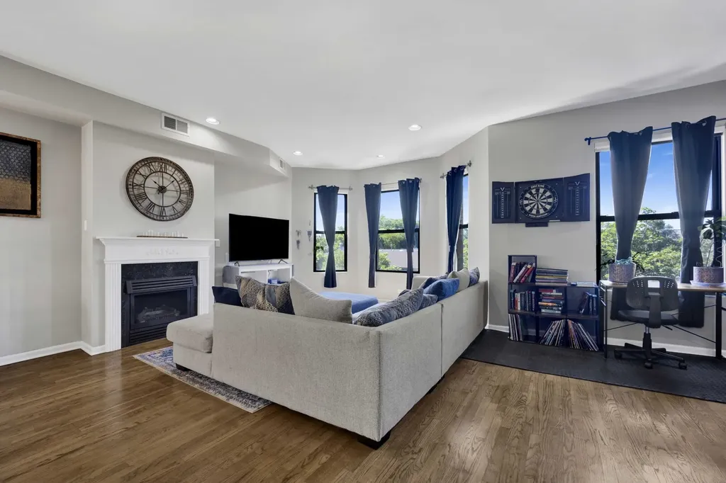1712 West Wilson Avenue Chicago IL 60640