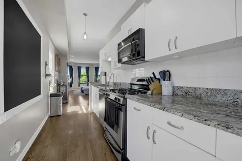 1712 West Wilson Avenue Chicago IL 60640