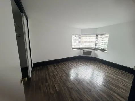 7337 South South Shore Drive Chicago IL 60649
