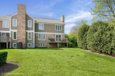 1417 Shire Circle Inverness IL 60067