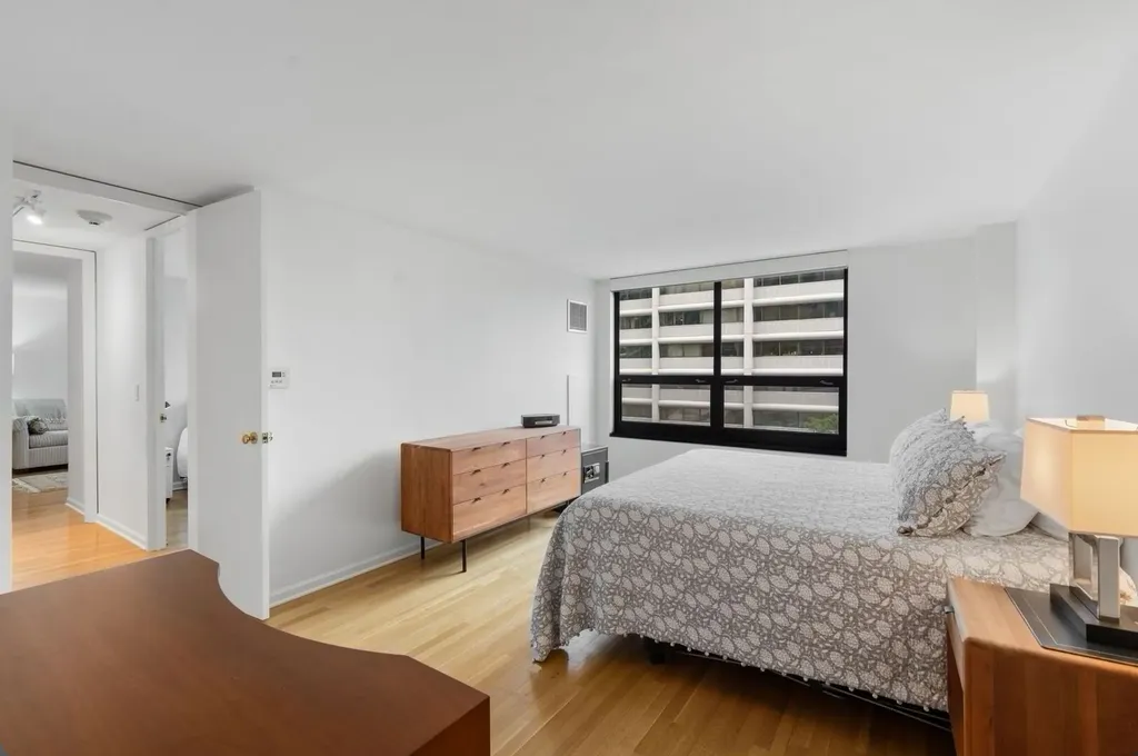 1410 North State Parkway Chicago IL 60610