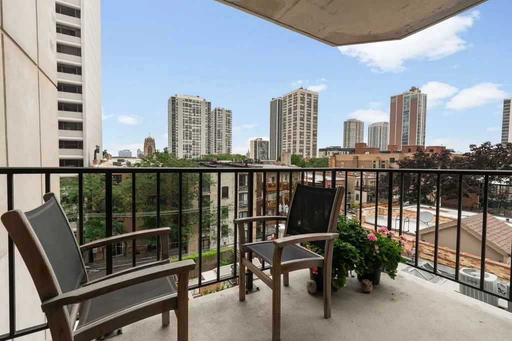 1410 North State Parkway Chicago IL 60610