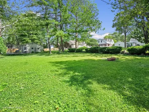 1912 East Willow Avenue Wheaton IL 60187