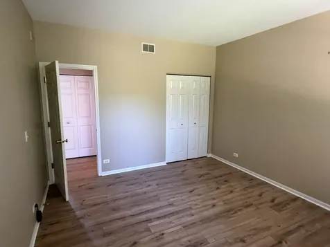 575 Capital Lane Gurnee IL 60031