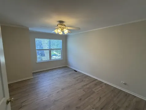575 Capital Lane Gurnee IL 60031