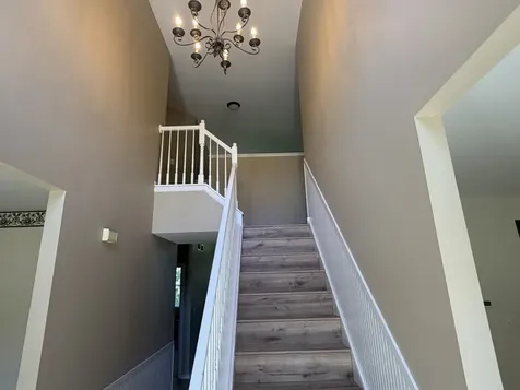 575 Capital Lane Gurnee IL 60031