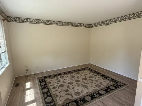 575 Capital Lane Gurnee IL 60031