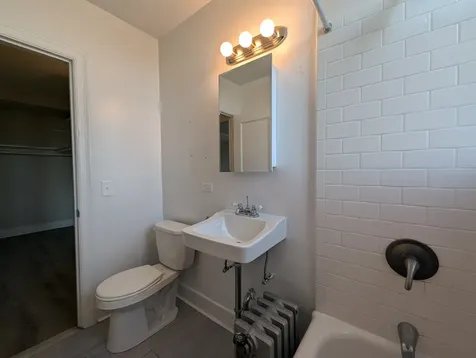 3335 West Diversey Avenue Chicago IL 60647