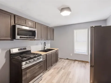 15319 Lexington Avenue Harvey IL 60426