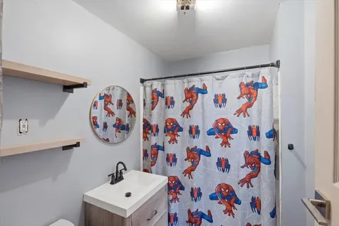 15319 Lexington Avenue Harvey IL 60426