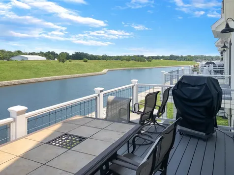 26 Waterside Way Ottawa IL 61350