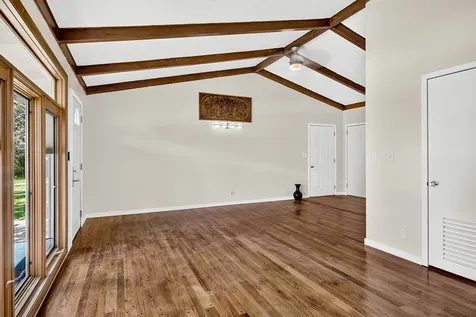 2 South Hannah Avenue Mount Morris IL 61054