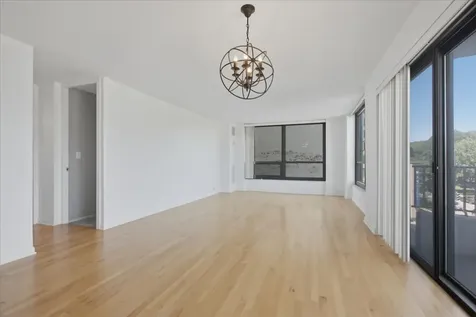 2020 North Lincoln Park West Street Chicago IL 60614